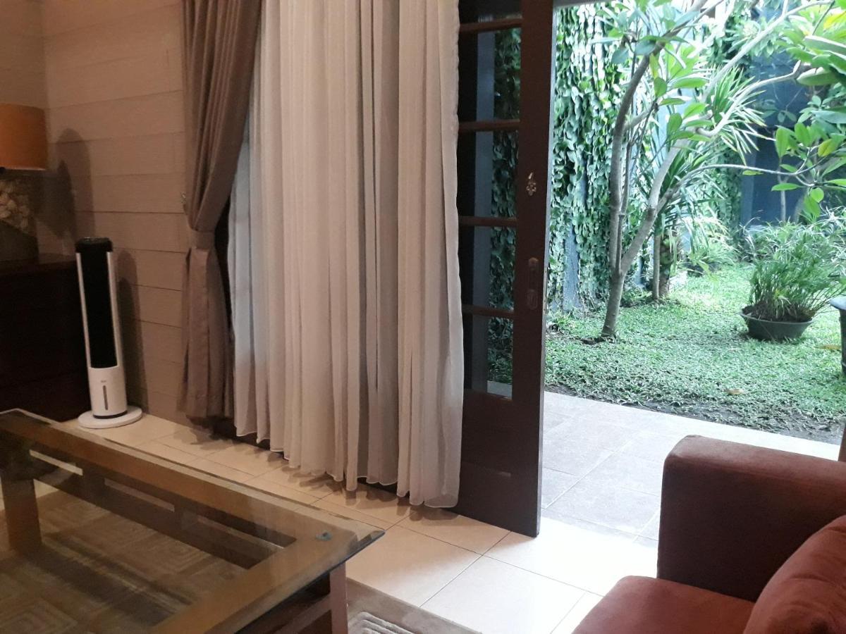 Alsalam Syariah Guesthouse スラカルタ エクステリア 写真