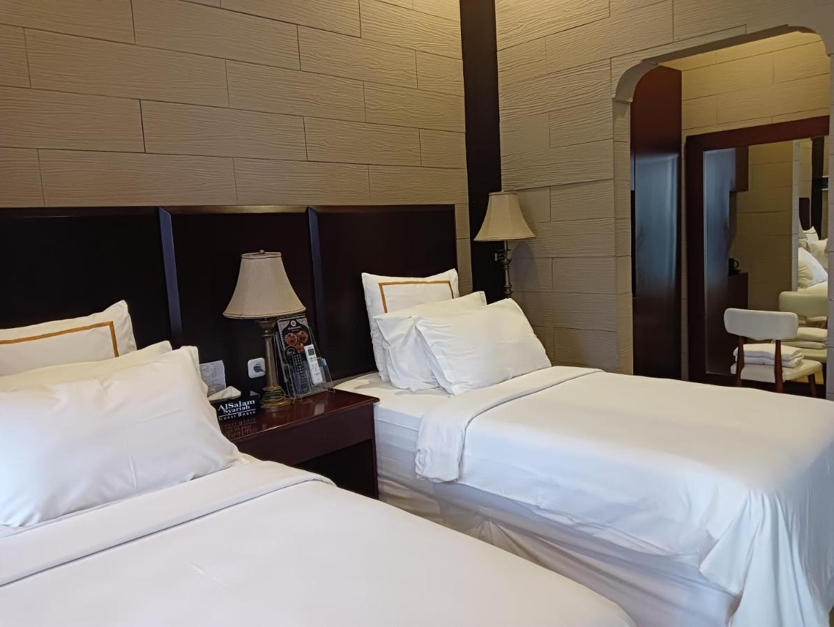 Alsalam Syariah Guesthouse スラカルタ エクステリア 写真
